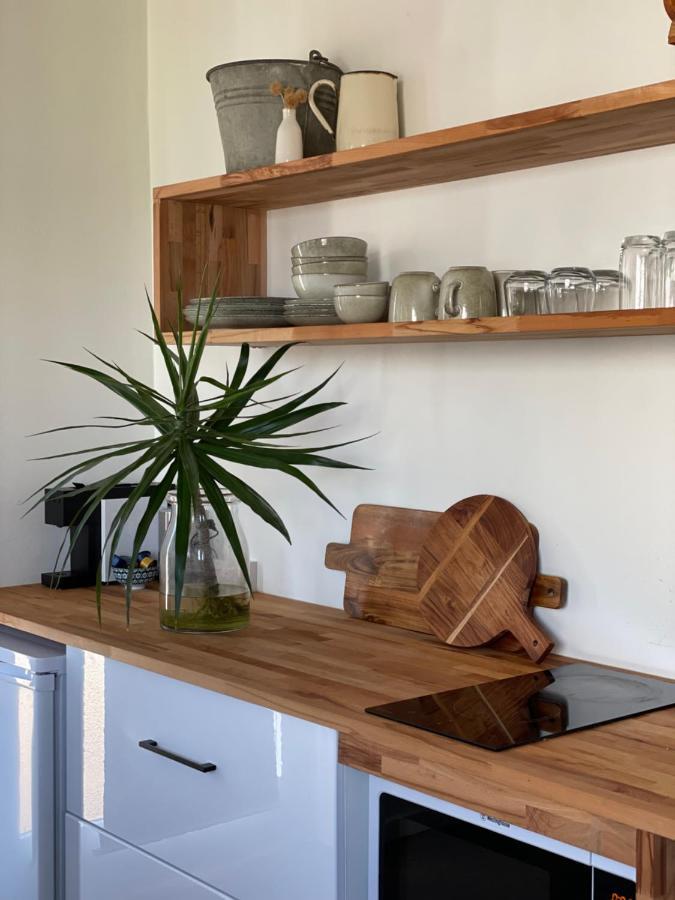 Bay Breeze Boutique Accommodation Batemans Bay Bagian luar foto