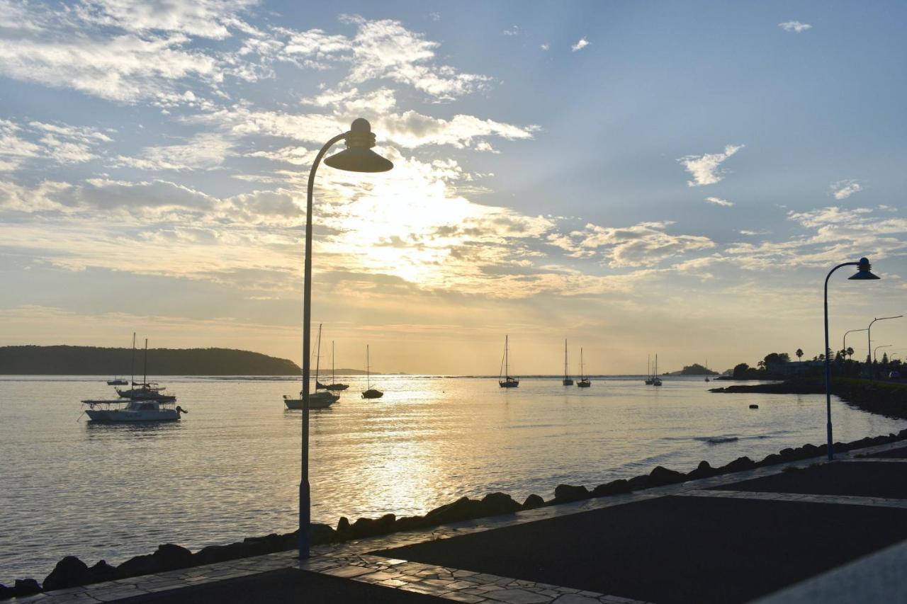 Bay Breeze Boutique Accommodation Batemans Bay Bagian luar foto