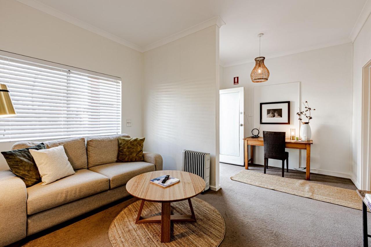 Bay Breeze Boutique Accommodation Batemans Bay Bagian luar foto
