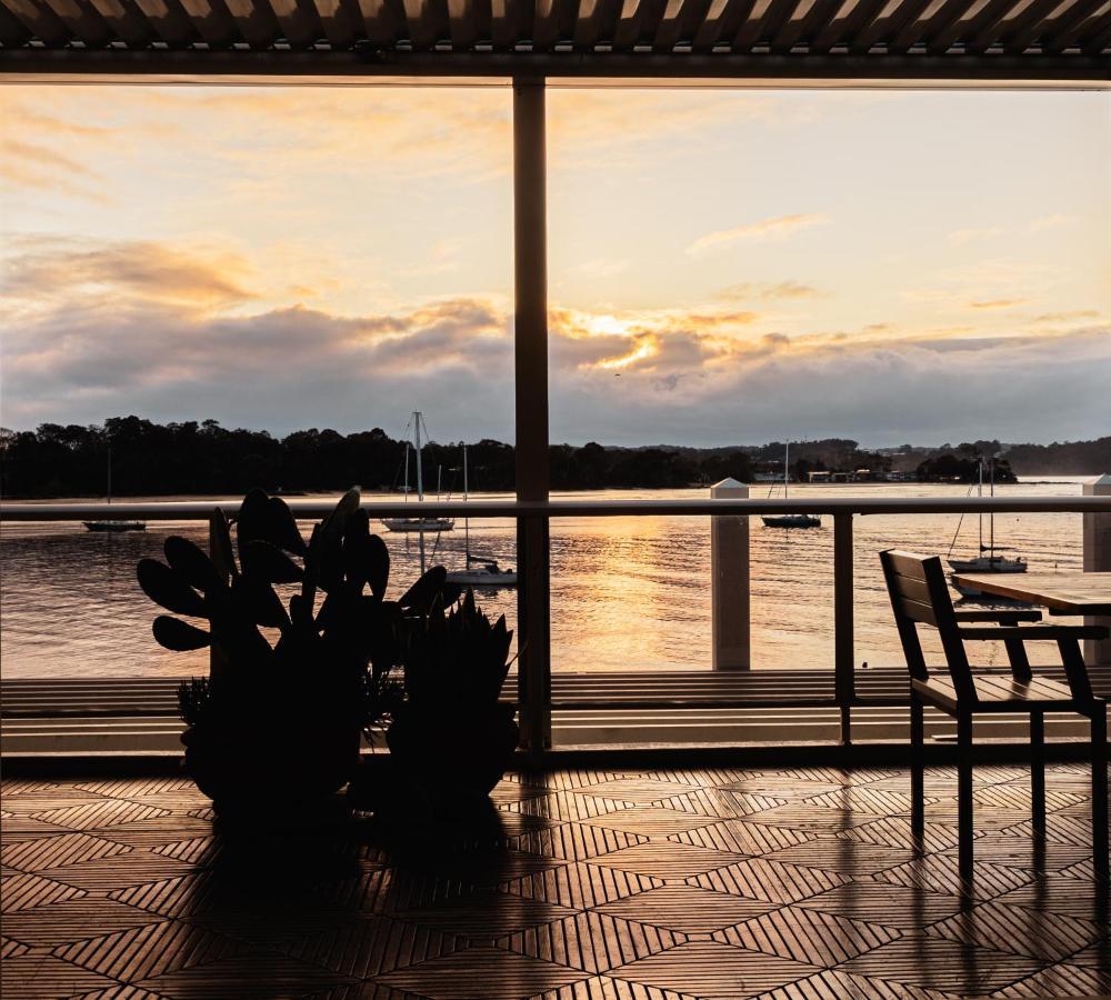 Bay Breeze Boutique Accommodation Batemans Bay Bagian luar foto